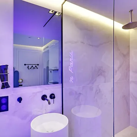 Amazing Bedroom With Jacuzzi - 2p - Chatelet بيت للعطل